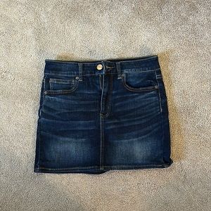 american eagle skirt!!